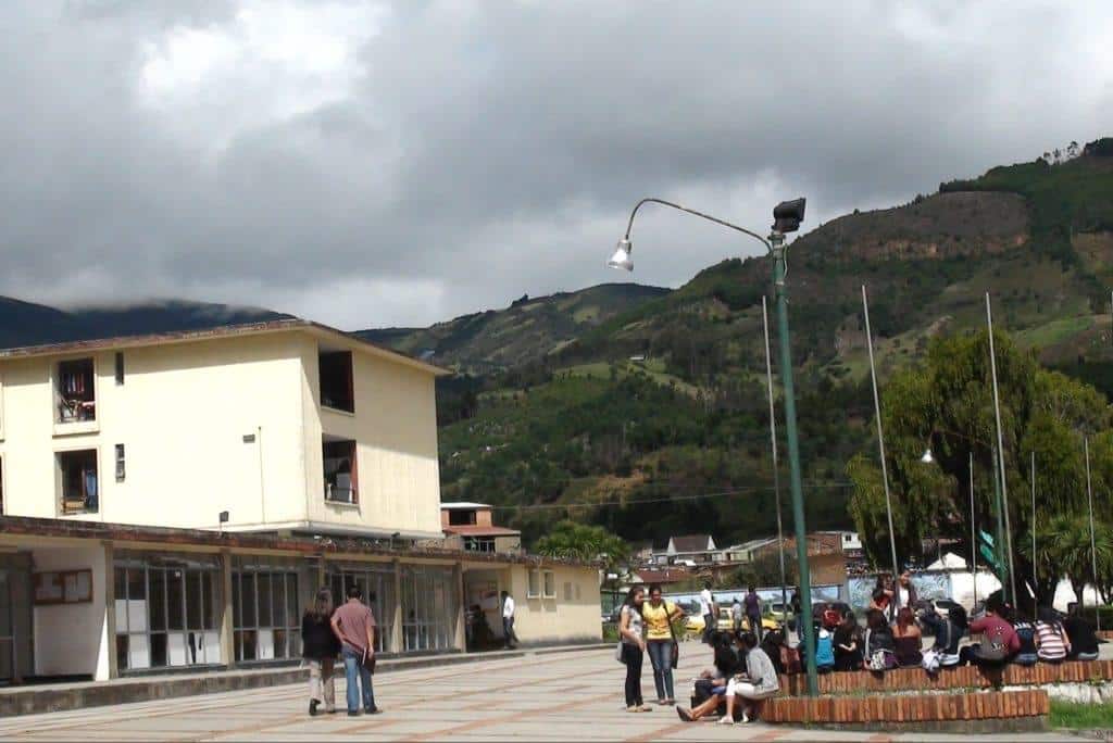 Iser|Reseña Histórica