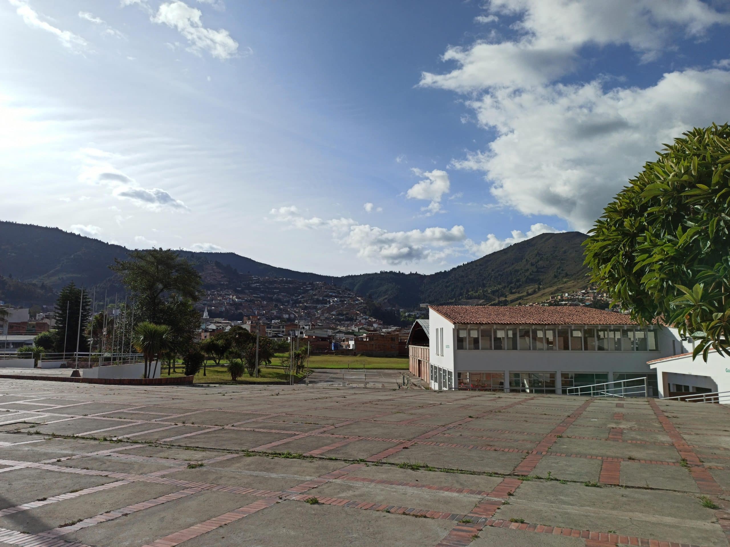 Iser|Reseña Histórica