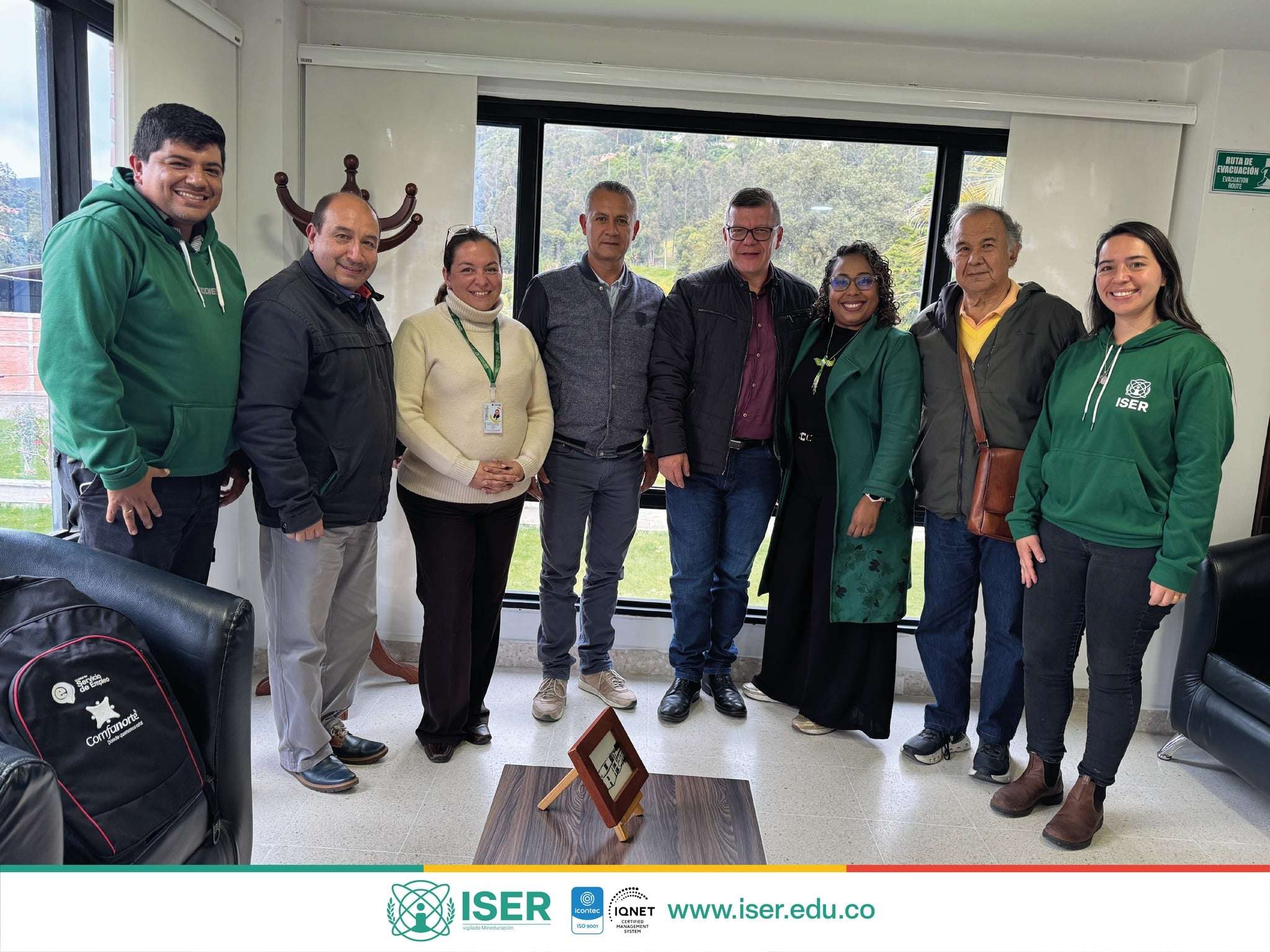 Comprometidos Con El Fortalecimiento De La Educación Rural