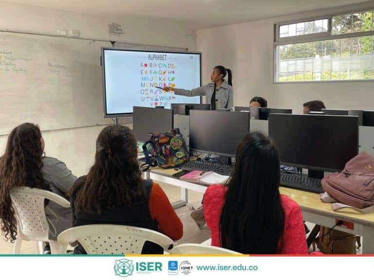 Curso De Inglés Dirigido A Profesores Del Iser