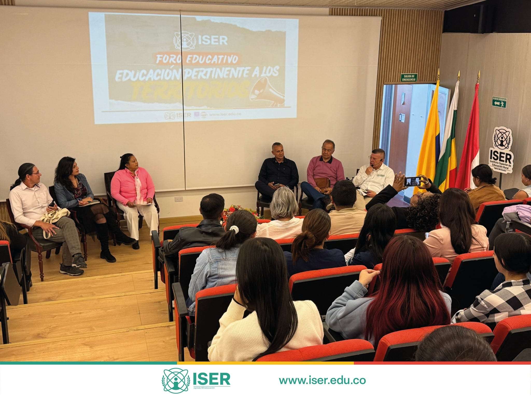 Foro Institucional “Educación Pertinente A Los Territorios”