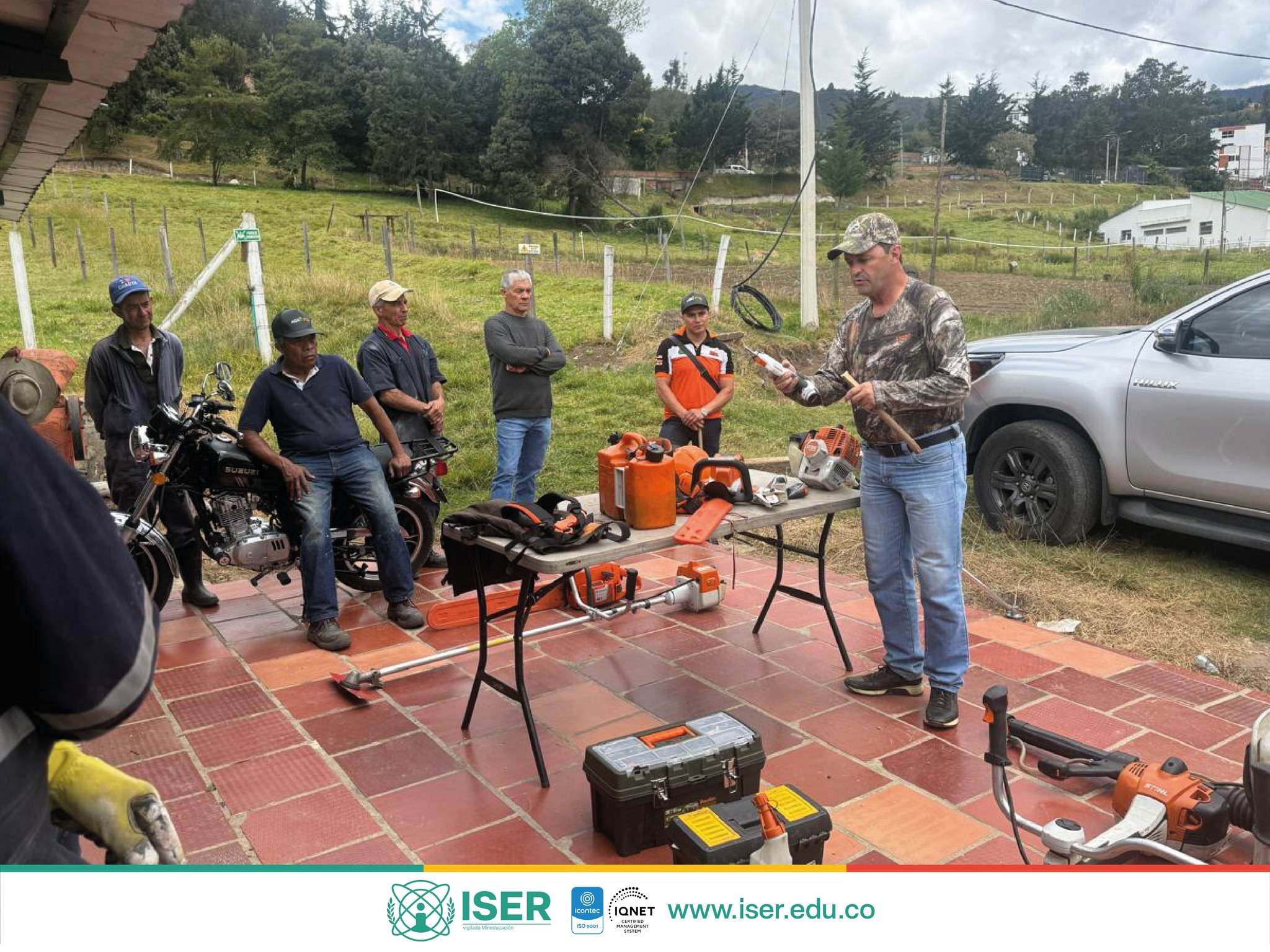 Capacitación En Maquinaria Agrícola Con La Marca Steel: Fortaleciendo Conocimientos Técnicos En El Instituto