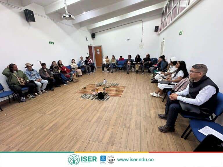 En El Iser Vivimos El Primer Conversatorio De Pueblos Nativos