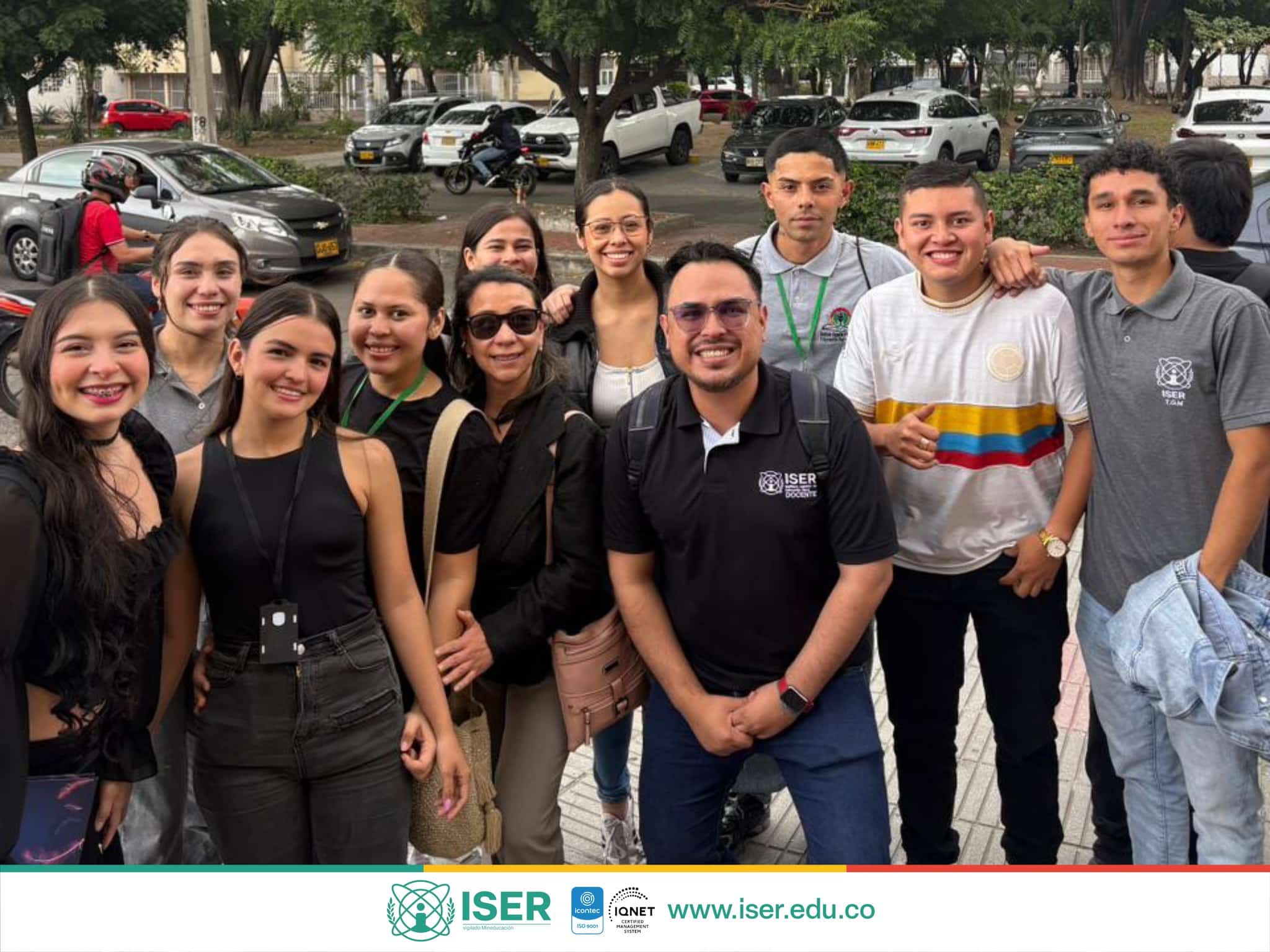 Estudiantes Del Iser Participaron En El 1Er Congreso De Marketing Digital Sin Fronteras