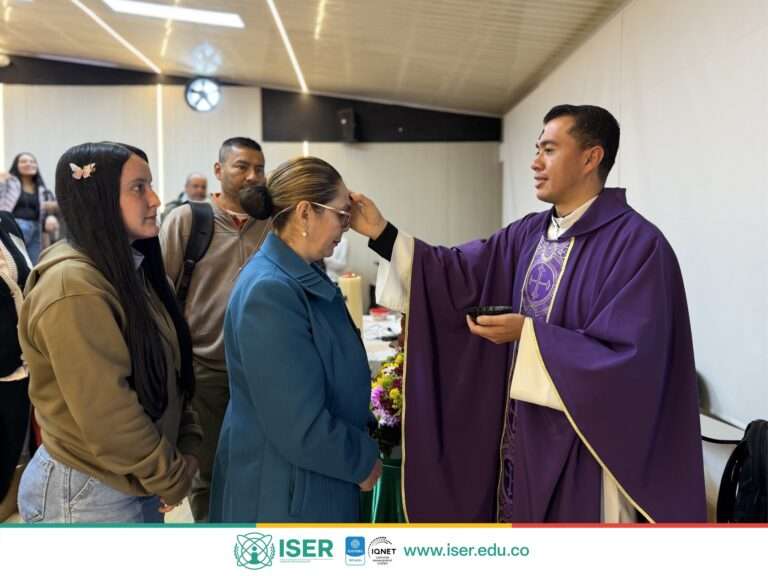 Miércoles De Ceniza En El Iser