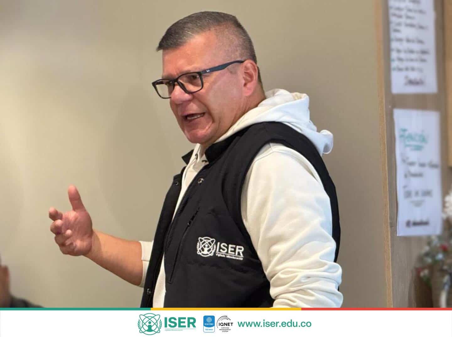 Celebración Día Del Hombre Iserista