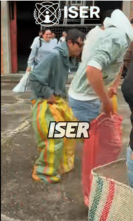 En El Iser Formamos Más Que Profesionales, Formamos Experiencias.