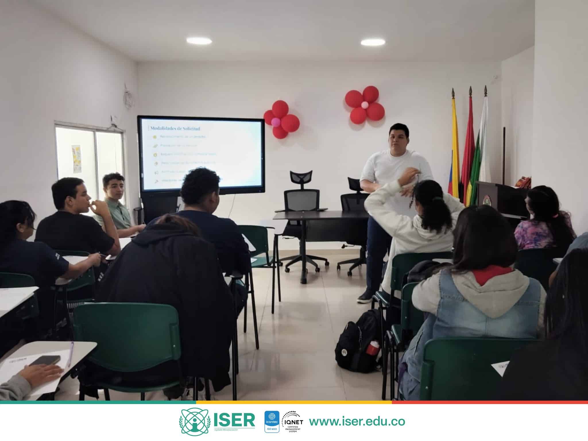 Herramientas Jurídicas Para La Comunidad: Redacción De Derechos De Petición Y Acciones De Tutela 1