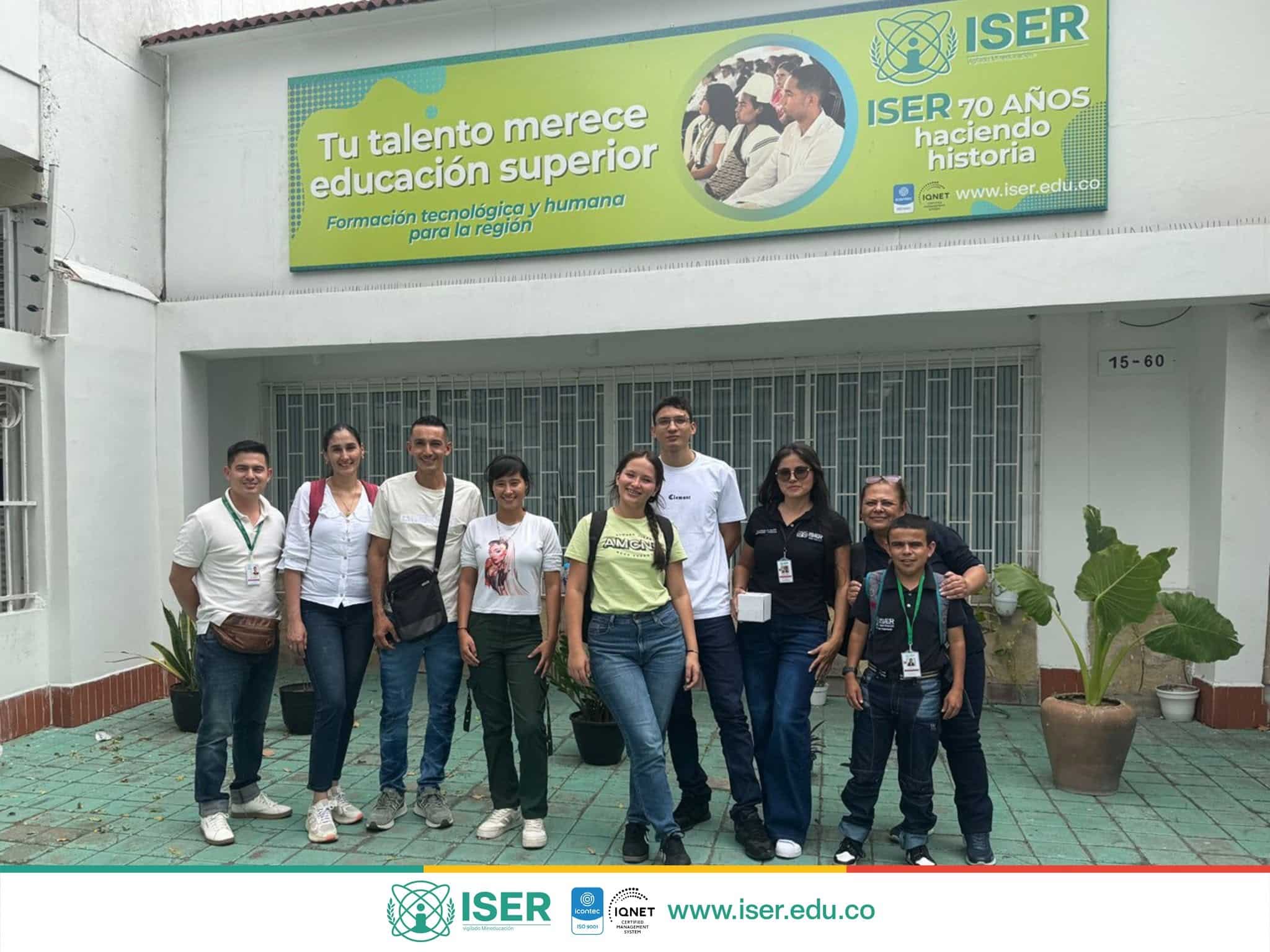 Gira empresarial realizada en la organización Bless