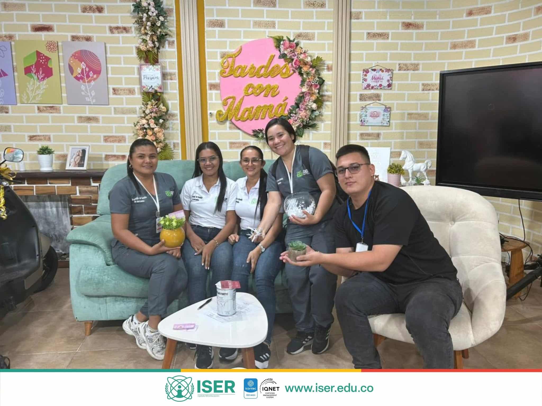Visitas al almacén Olímpica y al canal TV San Jorge 4
